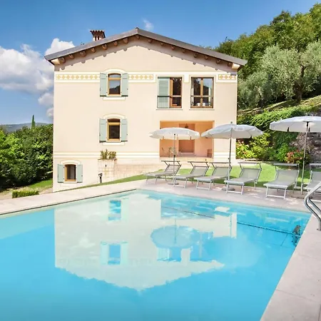 Cà Cantoni With Pool Garde
