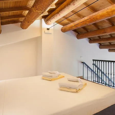 Cà Cantoni With Pool Garde