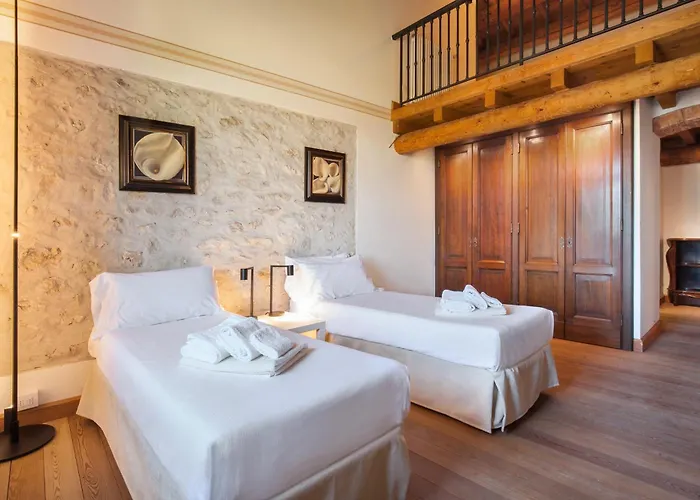 Willa Ca Cantoni With Pool